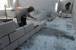 Как построить перегородку из блоков 